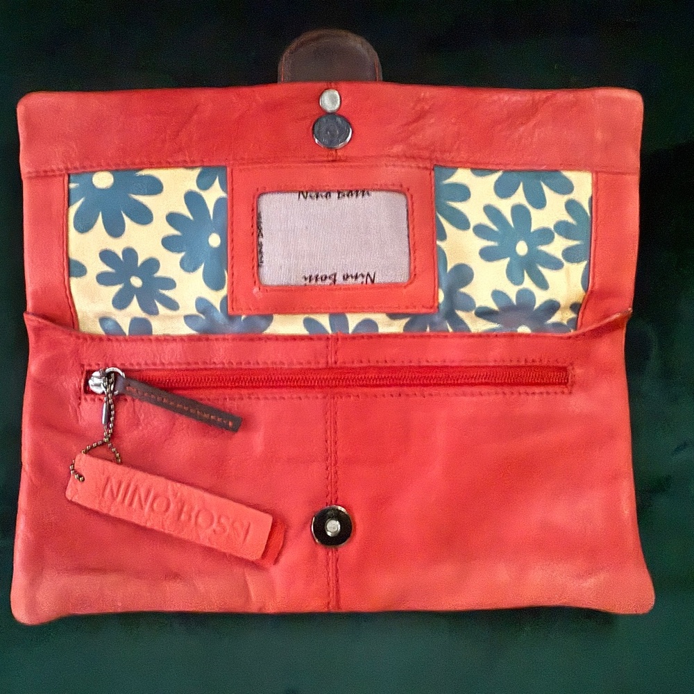 Nino Bossi Leather Clutch Wallet - Picture 2 of 6
